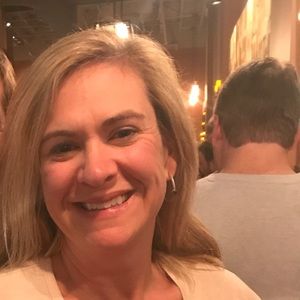 Meet your Posher, Lesley